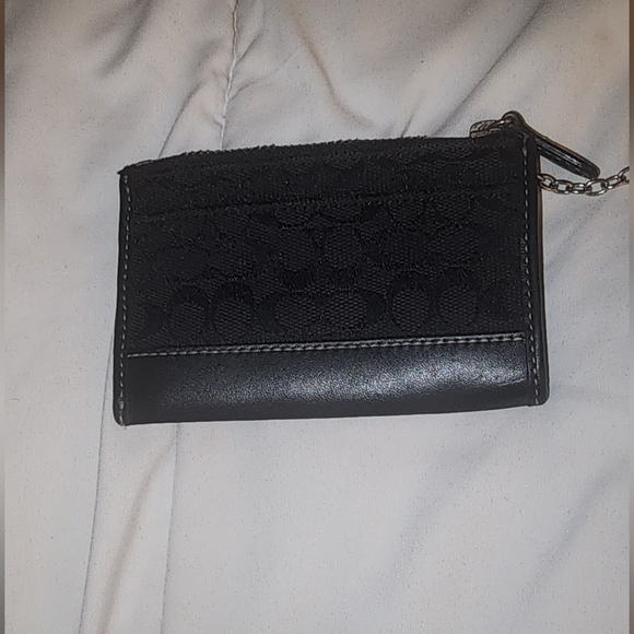 Coach Card Case With Key Ring - Picture 7 of 7